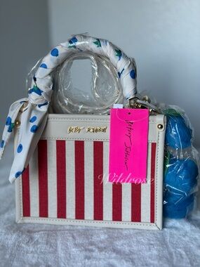 BETSEY JOHNSON XOLUCY SATCHEL TOTE CROSSBODY BAG BLUEBERRY CHARM SCARF RED MULTI